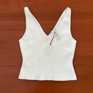 NWT Sculpt Knit Double V Tank